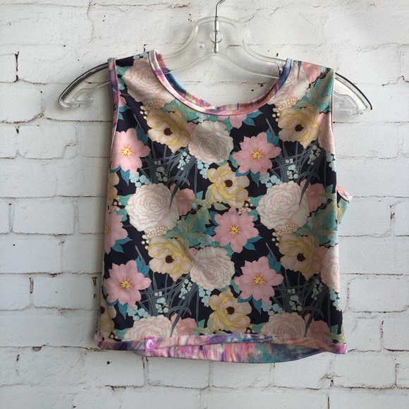 Cropped maternity top - Picture 2 of 5